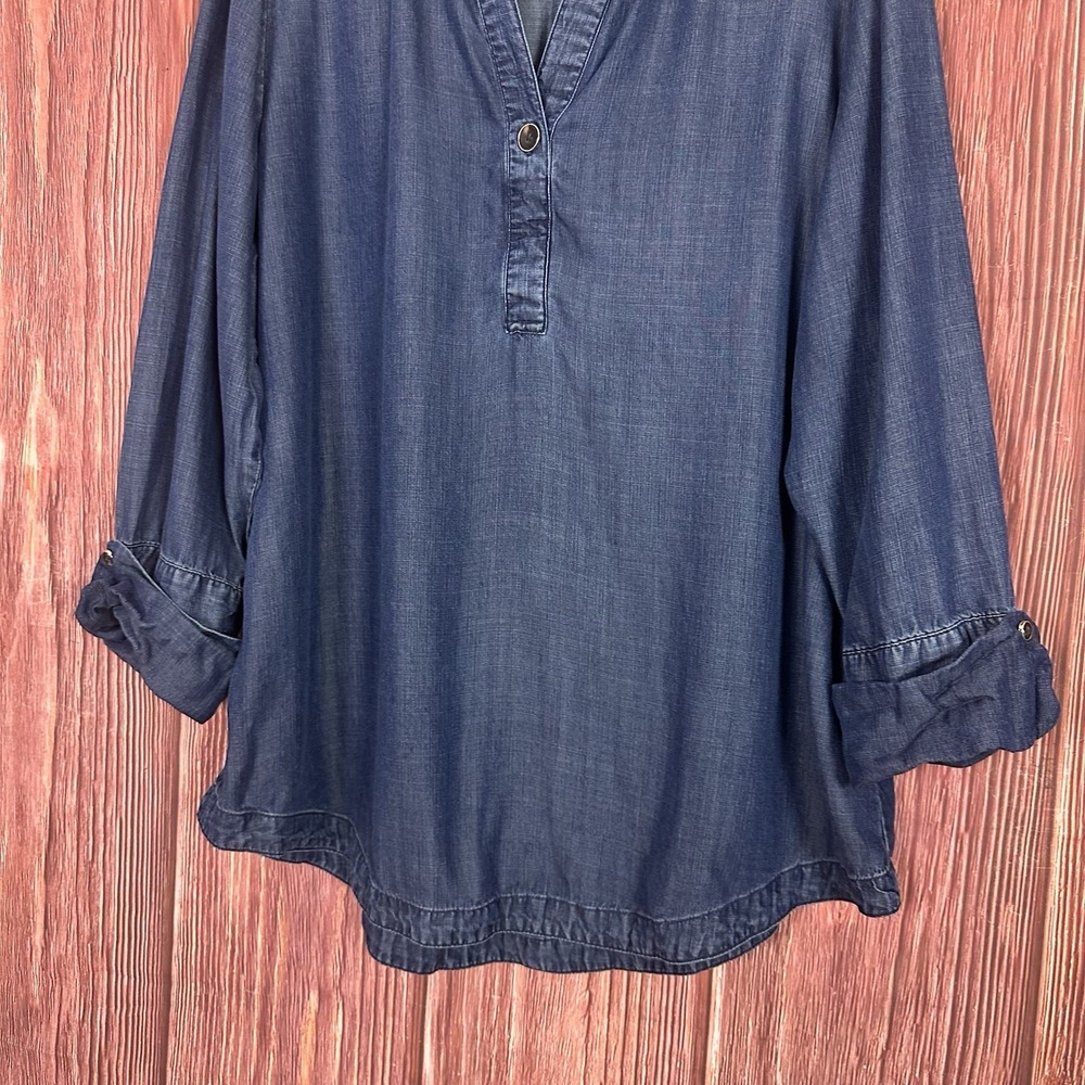 Chico's Chambray Popover Tunic V-Neck Roll Tab Sleeves Size 3 & US 16/18 - Picture 4 of 6